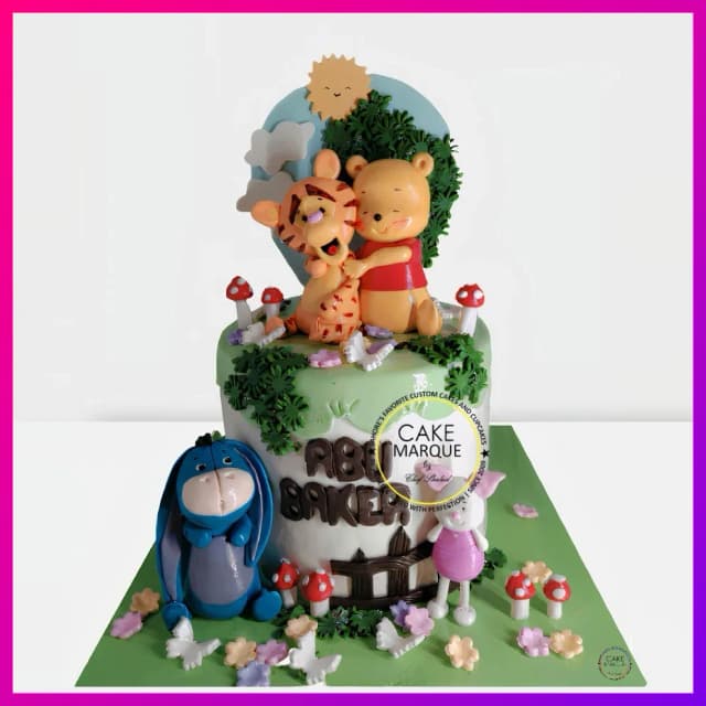 Winnie The Pooh & Friends Birthday Cake